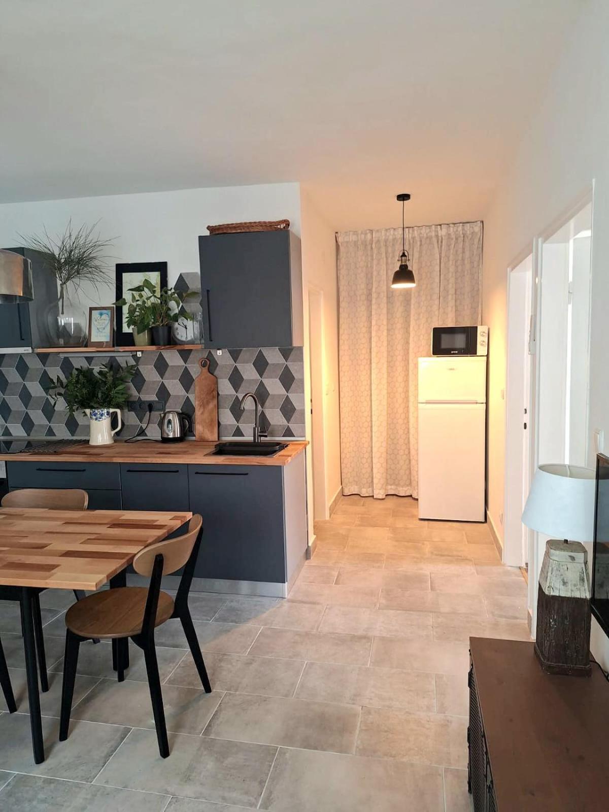 Apartman matusan palit55 Rab Town Luaran gambar